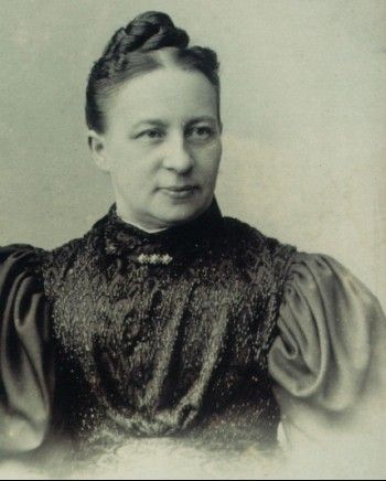 Heimatverein Warendorf: Pauline Hentze (1848 -1928), Gründerin des Mariengymnasiums