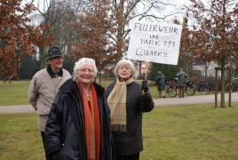 Rettet den Sophienpark! Demonstration Warendorfer Bürger gegen die Bebauung des Parks